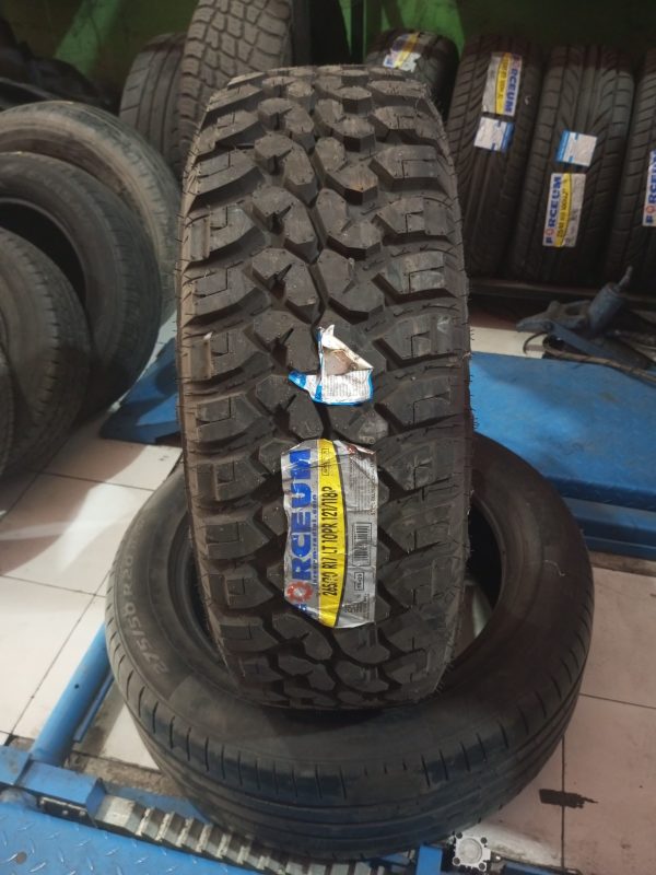Forceum MT 265/70 R17