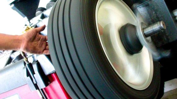 Fungsi Balancing Ban Mobil untuk Performa dan Keamanan Berkendara Anda